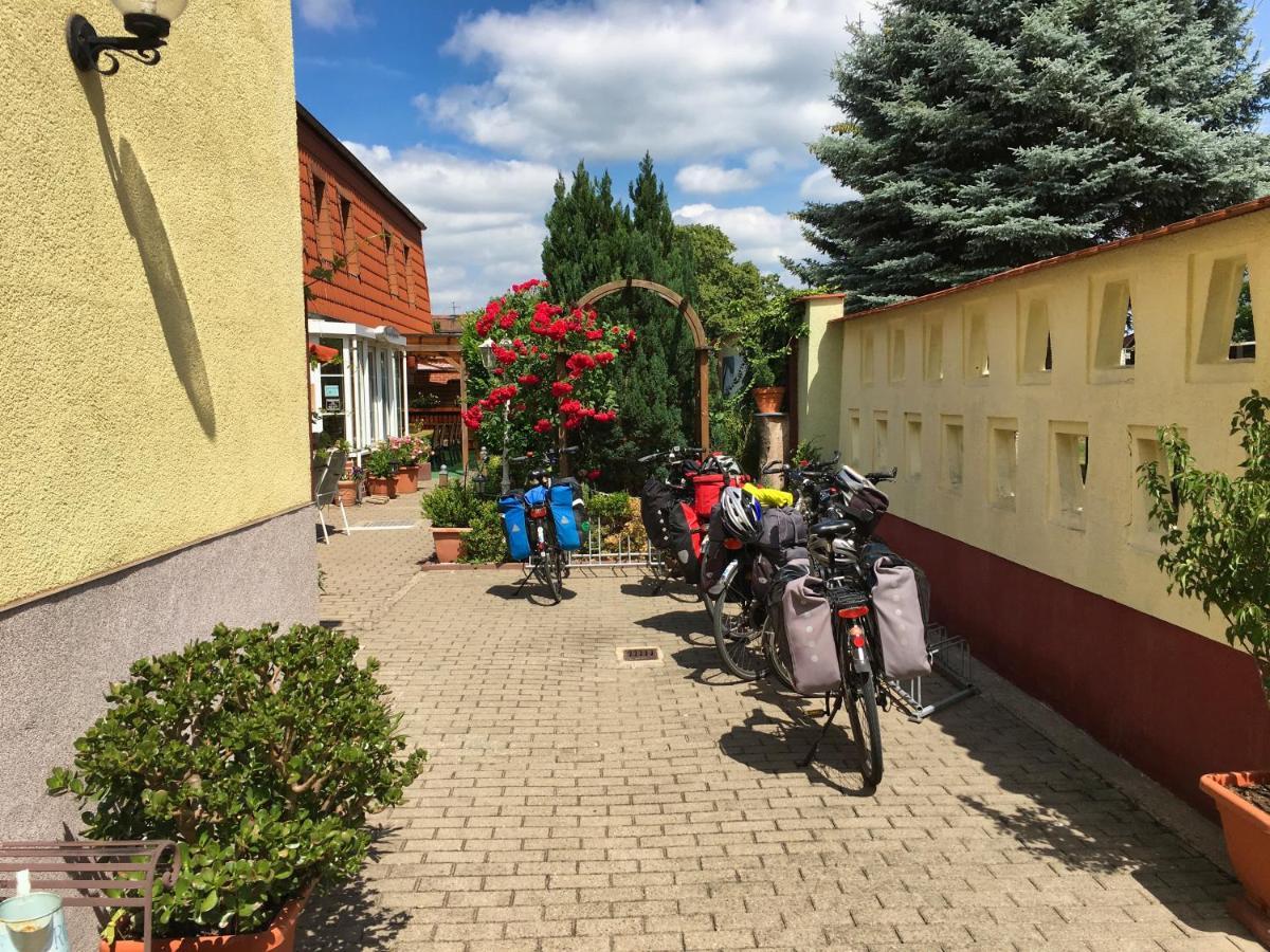 Pension Luisenhof Tangermünde المظهر الخارجي الصورة